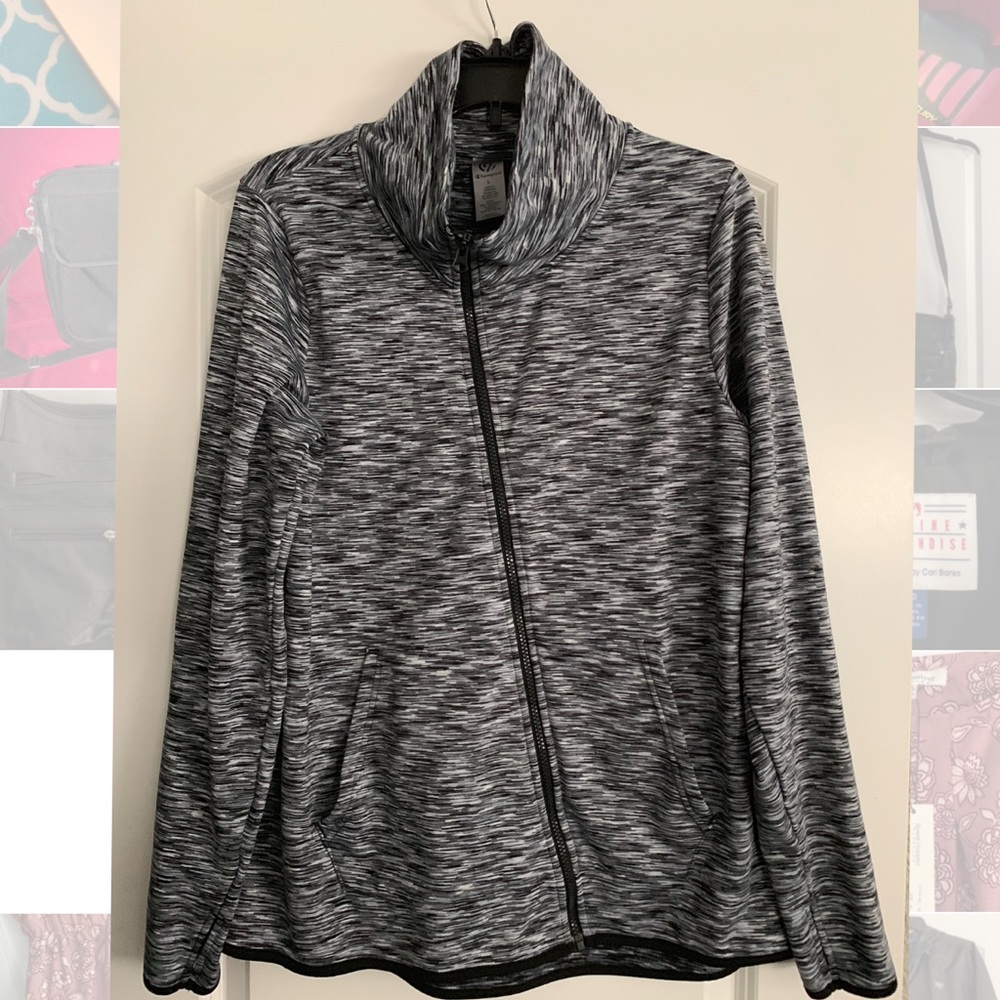 Athletic jacket